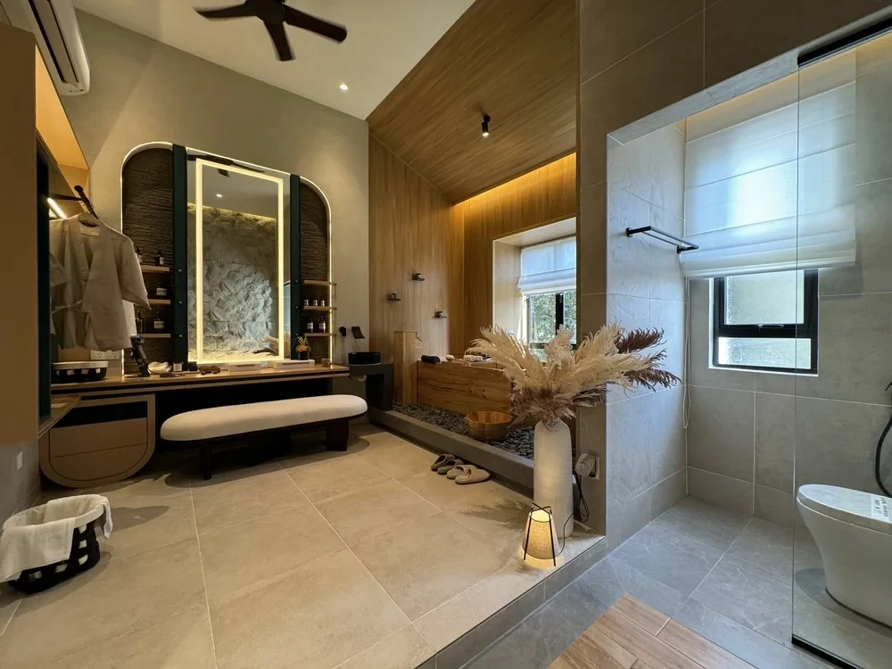 Bungalow Dees bathroom - show unit