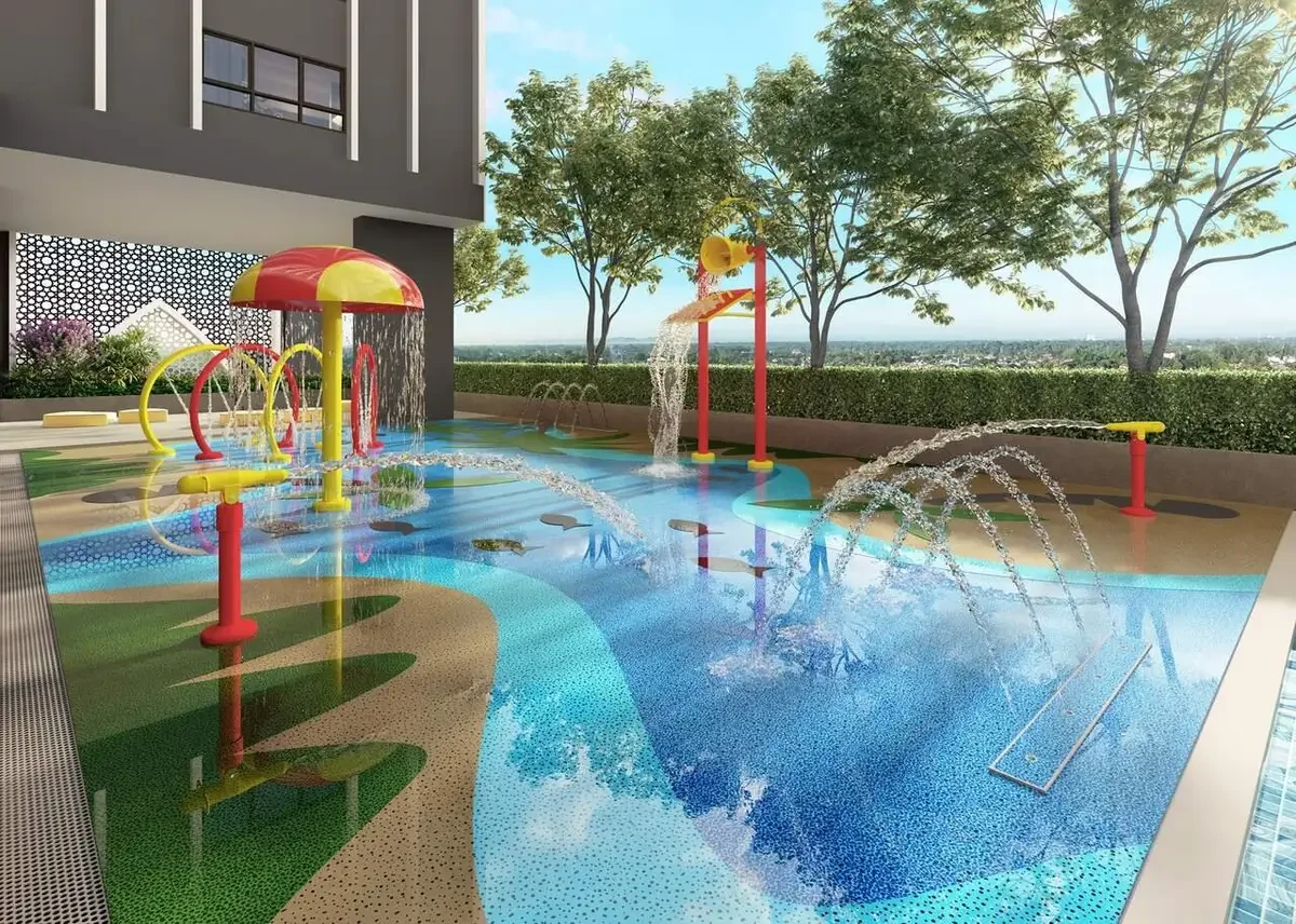 Erinaz Suites children's splash area