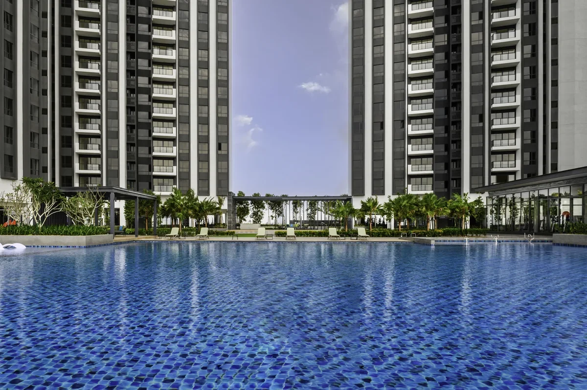 GEM Residences swimming pool