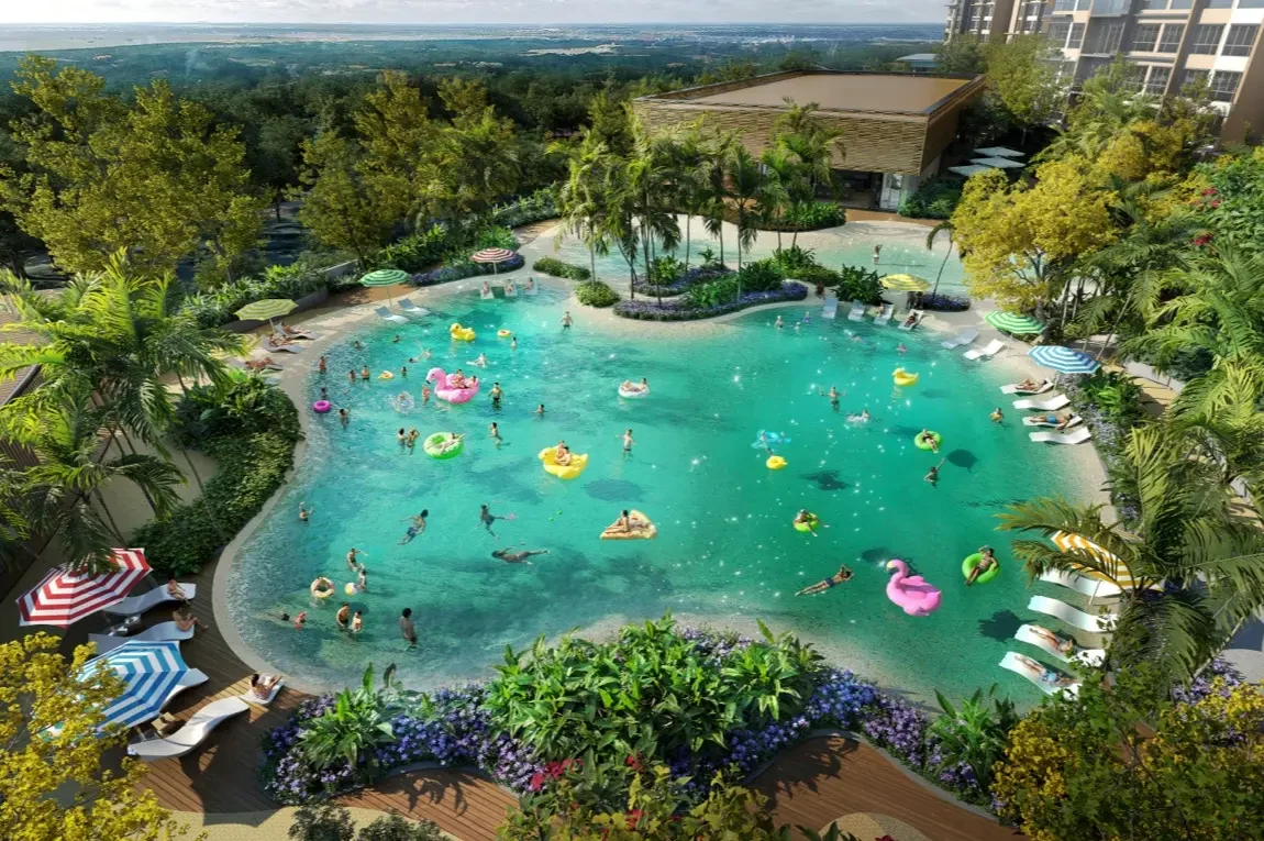 Hillview at Senibong Cove pool deck
