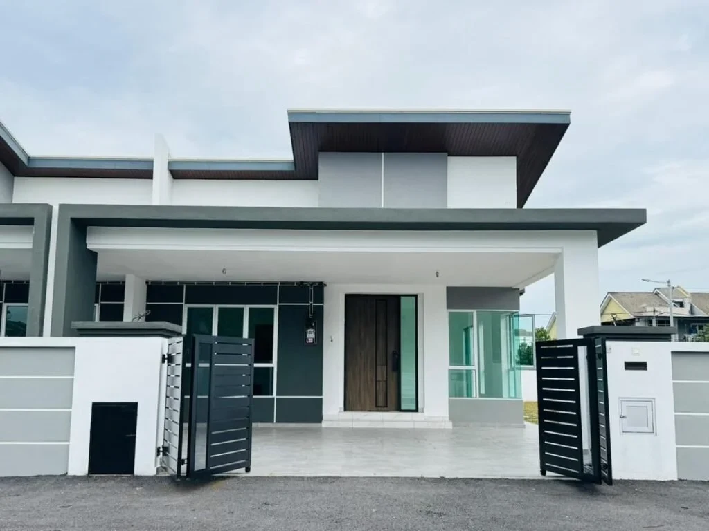 Klebang Ria Phase 8A exterior photograph - project photo